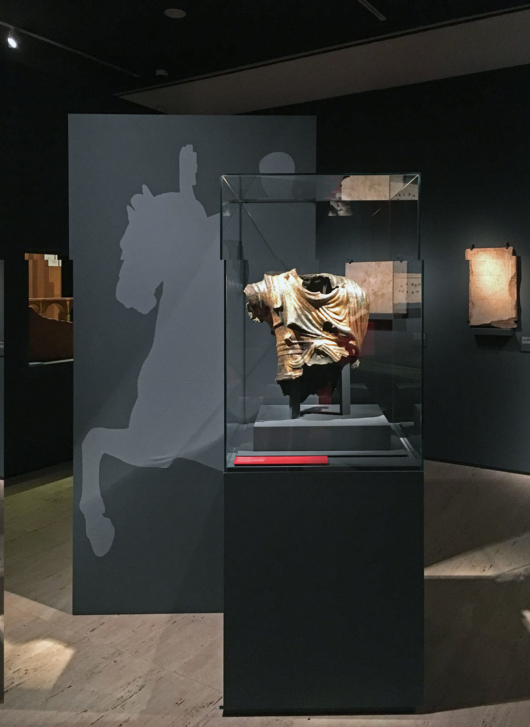 Exposición Lusitania romana, en el Museo Arqueológico Nacional. Proyecto realizado por Robles Project Factory.