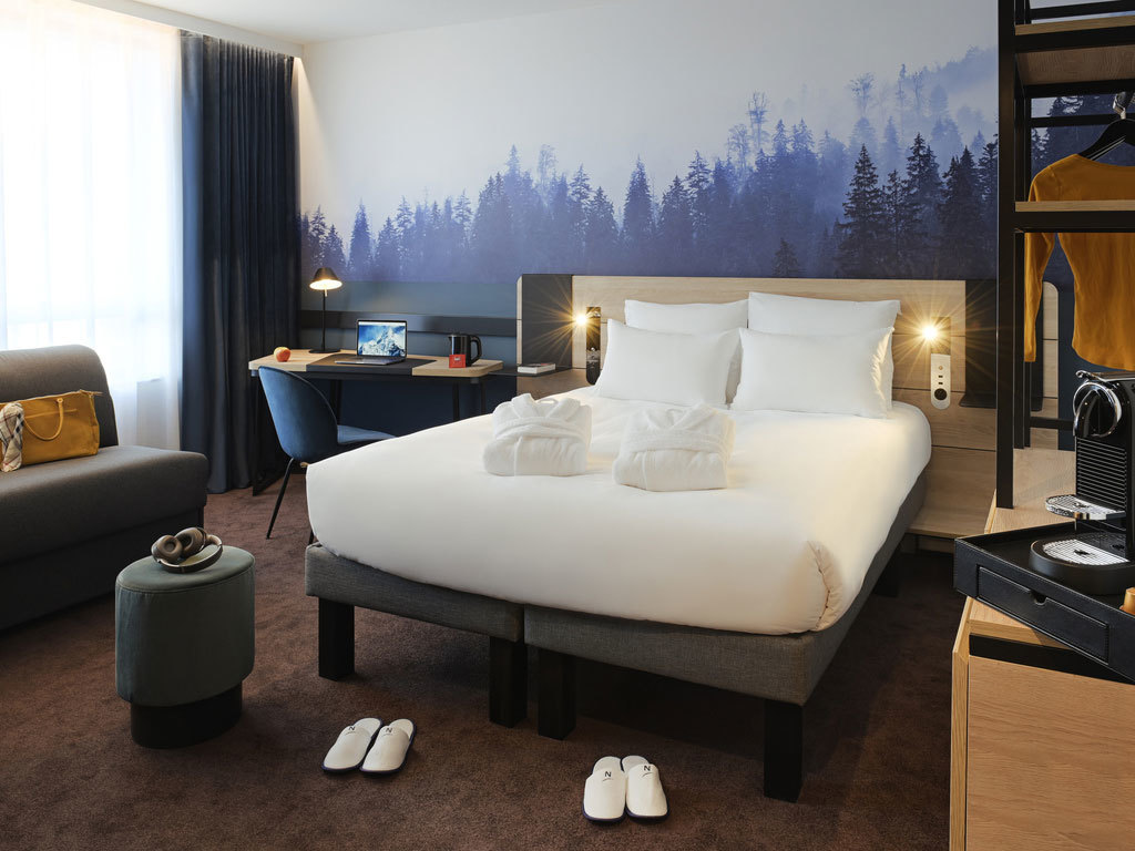 Remodelación del hotel Porte de Genève, de la cadena Novotel. Realizada por Robles Project Factory.