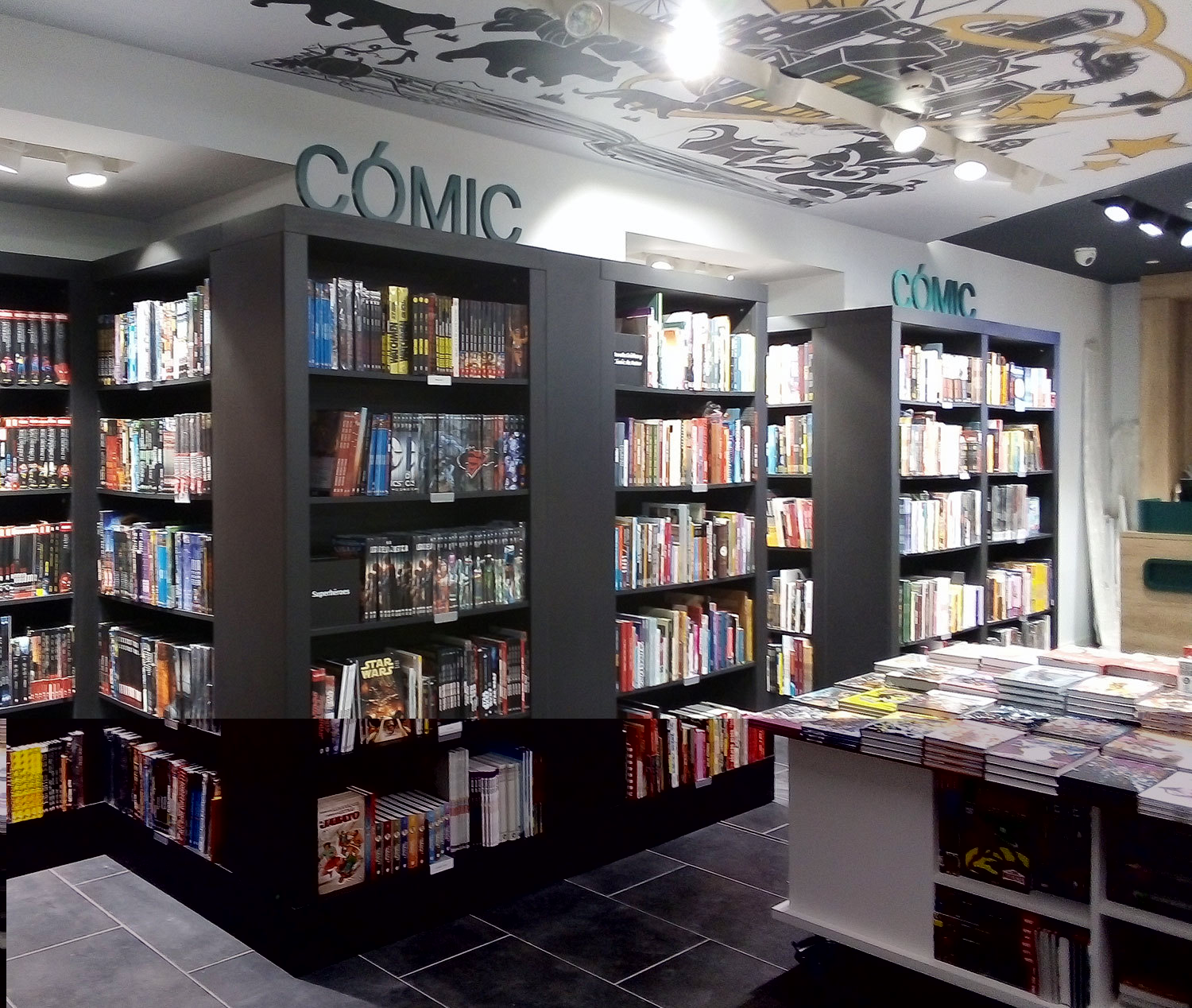 Interiorismo de la Casa del Libro de la Gran Vía de Madrid, realizado por Robles Project Factory.